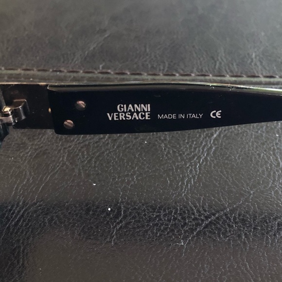 Vintage Versace Glasses - Picture 4 of 5